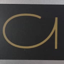 CLASS ONE - VIP transfers and experiences. logo