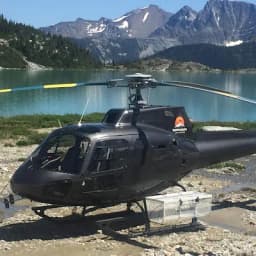Whitetooth Helicopters logo