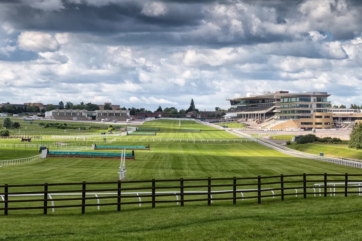 Cheltenham Festival 2027: Dates, Airports and Helicopter Options