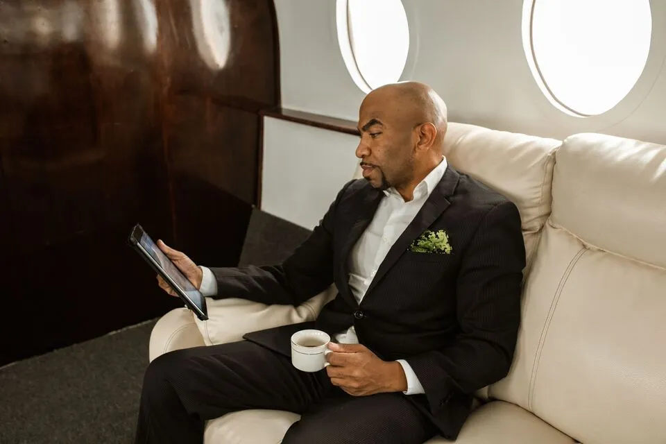 How Jet Card Daily Minimums and Booking Notice Periods Shape Your Trips