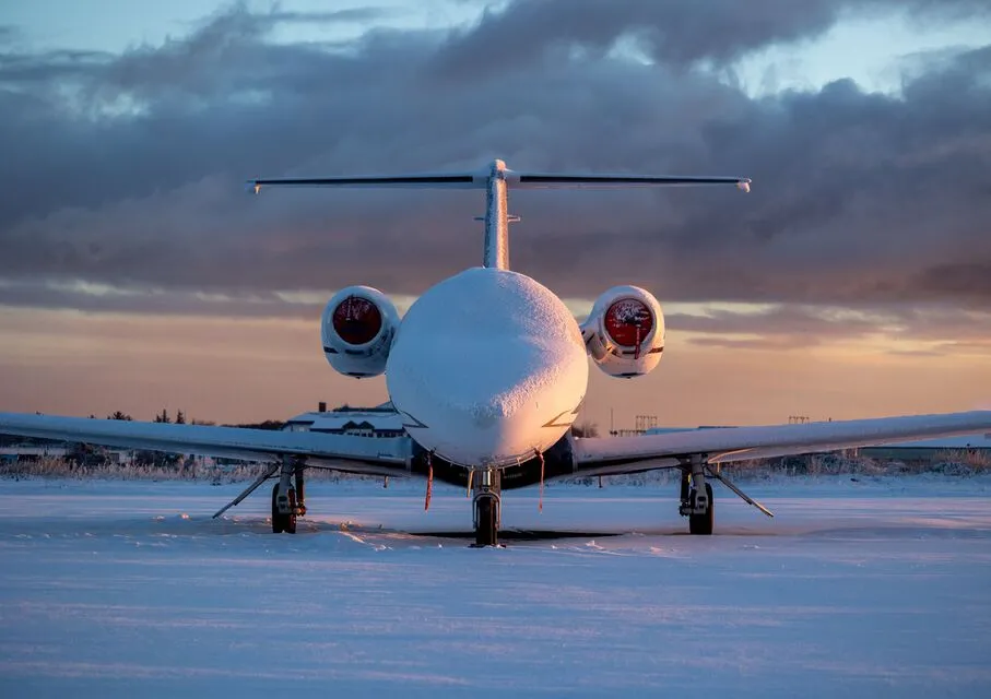 Jet Card Pass-Through Fees: De-Icing, Catering and What Rates Don't Cover
