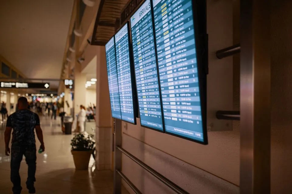 How Private Aircraft Owners Can Reduce Public Flight-Tracking Exposure